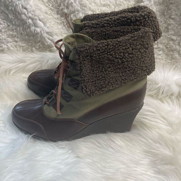 Ashley Stuart Olive Green textile &Brown faux leather lace up wedge boots SZ12W. - Picture 4 of 12